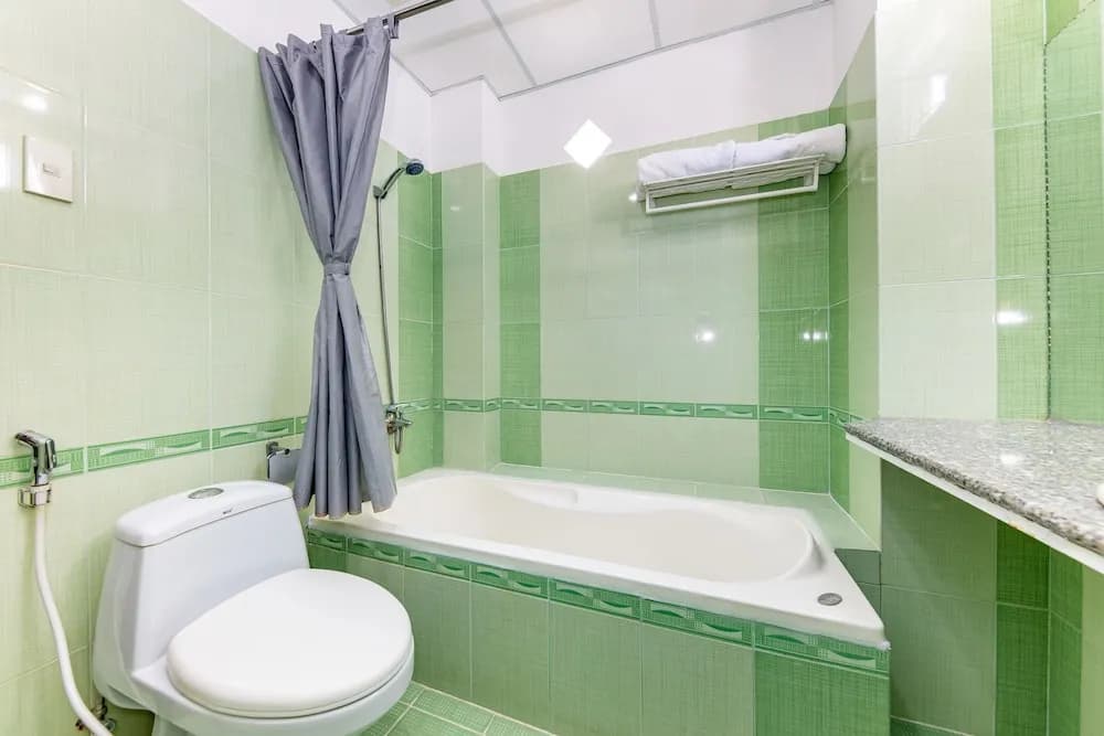 Oyo 311 Shome Hotel - photo 8