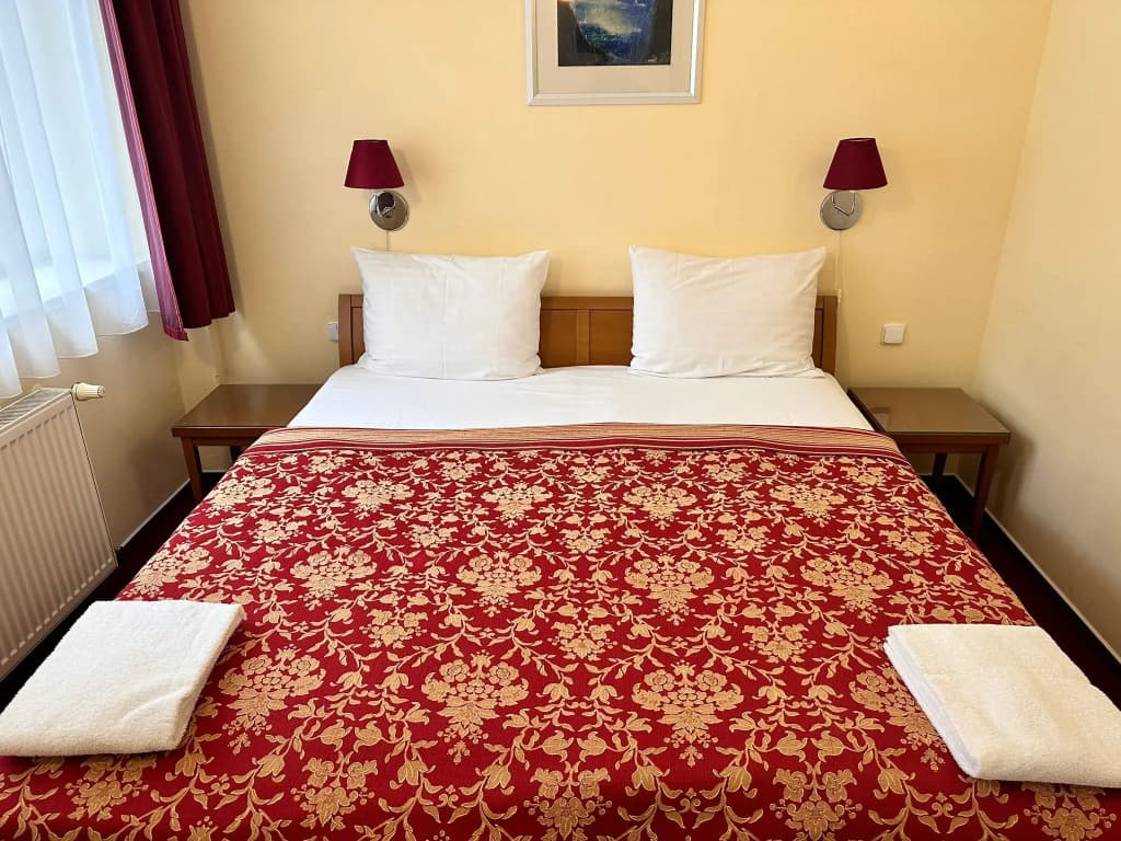Cloister Inn - photo 4