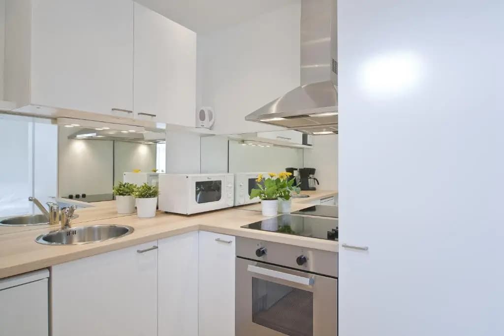 Vienna Central Apartments - photo 4