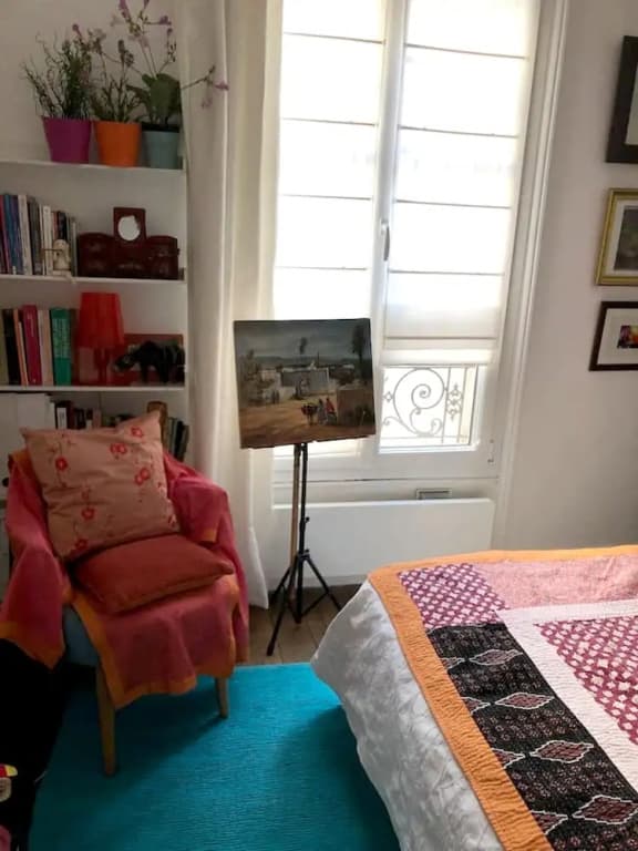 Apartment with One Bedroom in Paris, with Wonderful City View And Wifi - photo 3