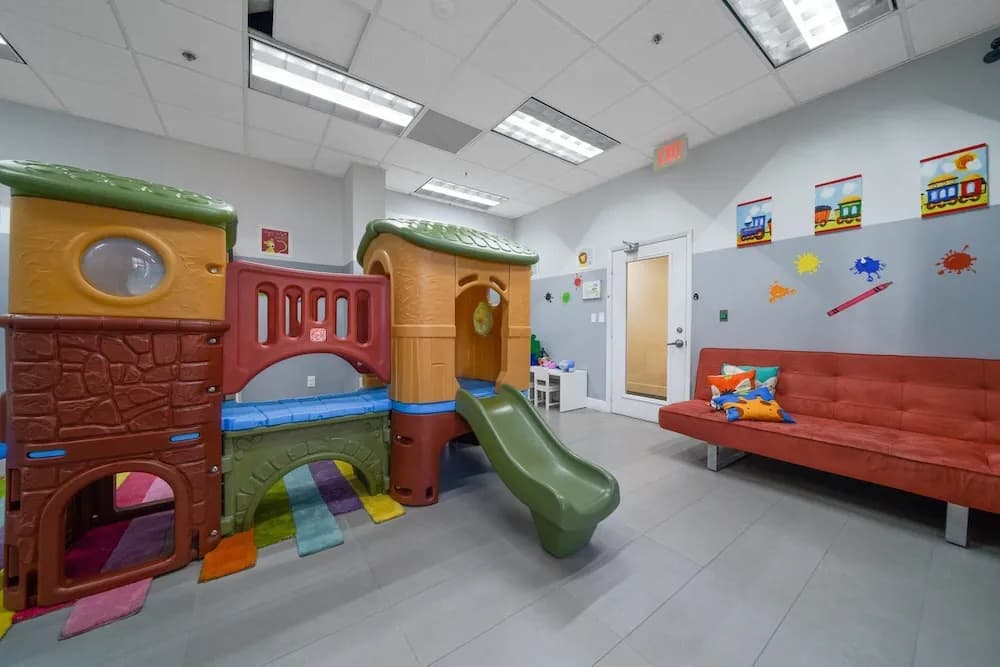 Cloud 9 - Amenities 24 7 Security Location - photo 2