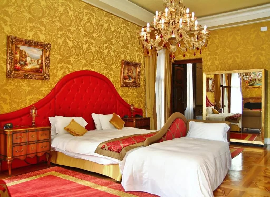 Pesaro Palace - photo 4