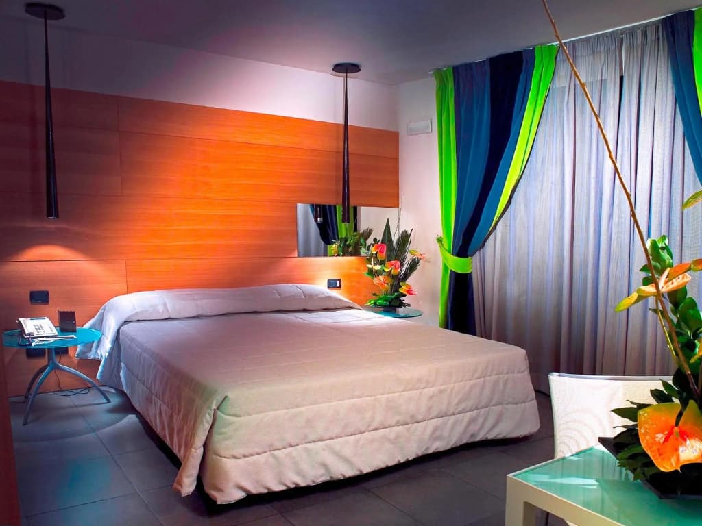 Hotel Zone - photo 6