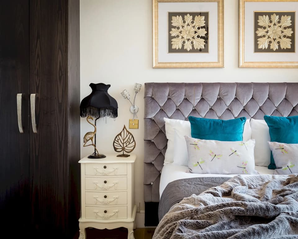 Designer 2-bed 2-bath Behind Selfridges - photo 3