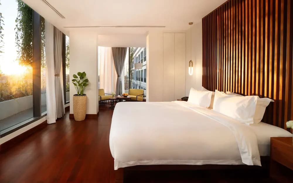 Koulen Central Hotel - photo 12