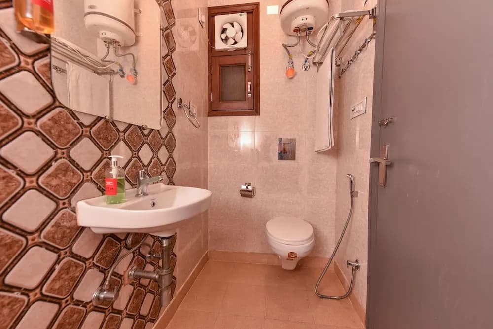 Hotel Blue Saffron - photo 8