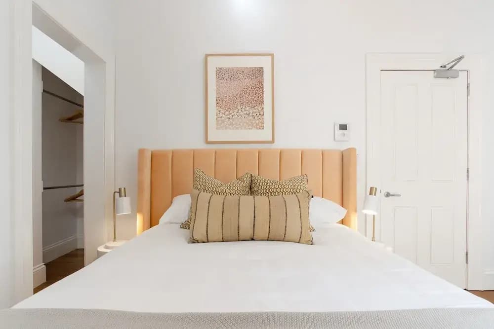 Cosy Inner West Studio With Courtyard - photo 3