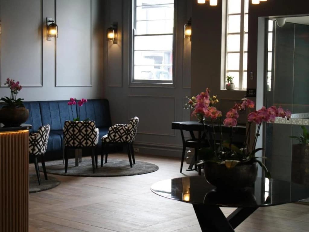 Mrs Banks Boutique Hotel - photo 2