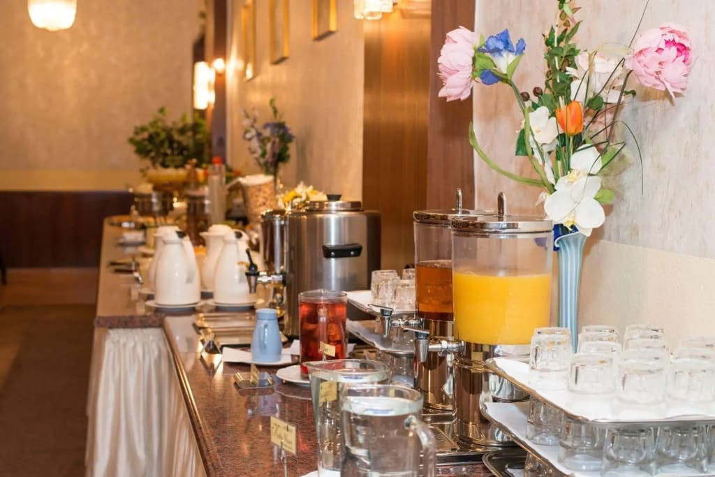 Hotel Mozart - photo 12