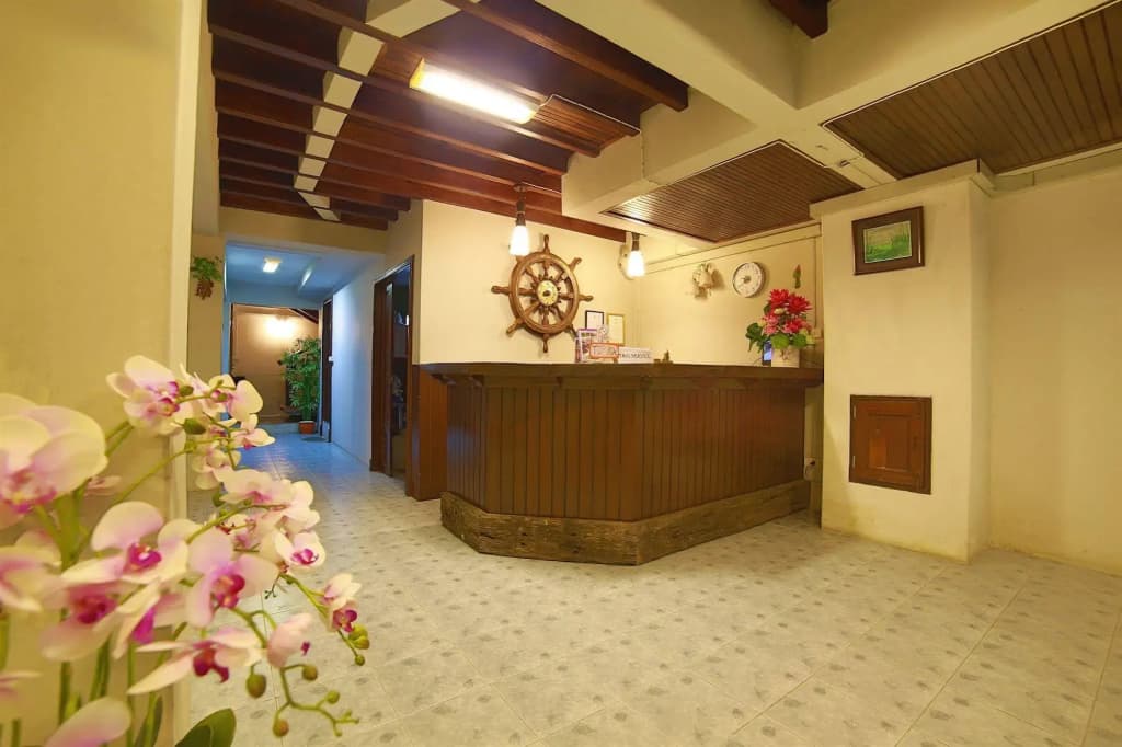 Relax Guesthouse - photo 13