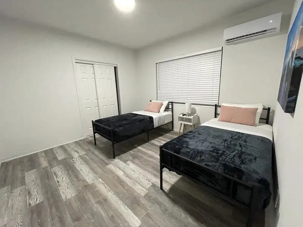 Douglas Rd Apartments - photo 4