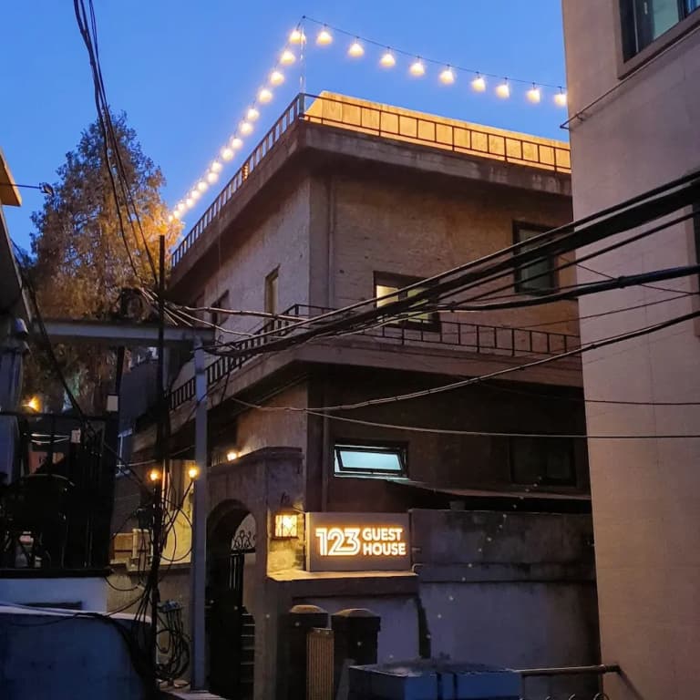 Space Guesthouse - photo 18