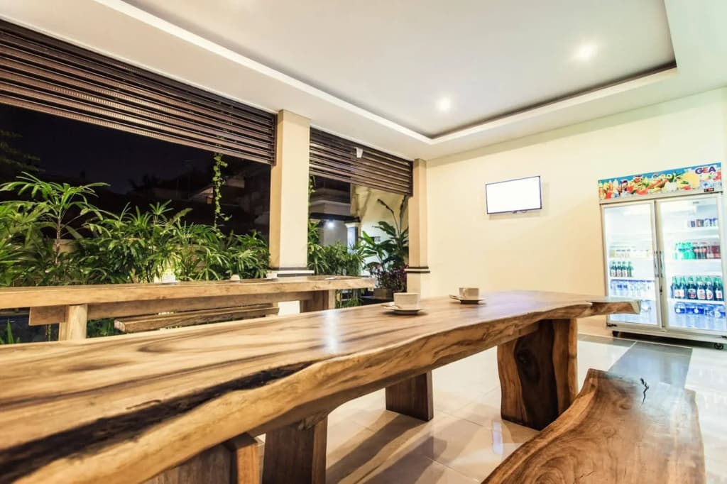 Lucky's Guest House - photo 20
