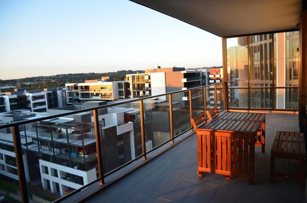 Wentworth Point Oversized balcony view apartment - photo 32