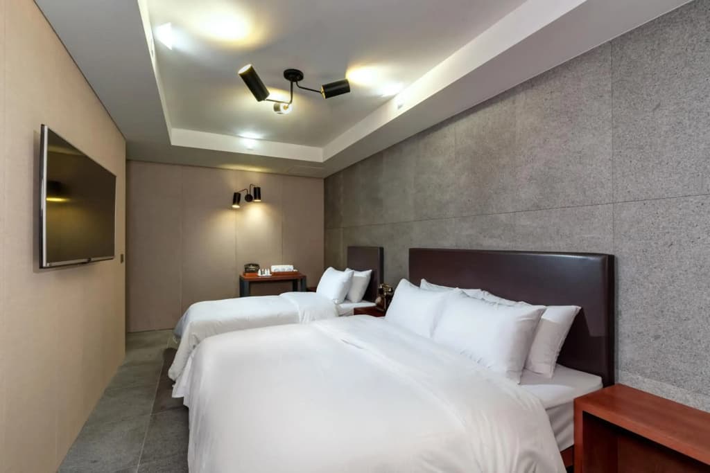 Capace Hotel - photo 3