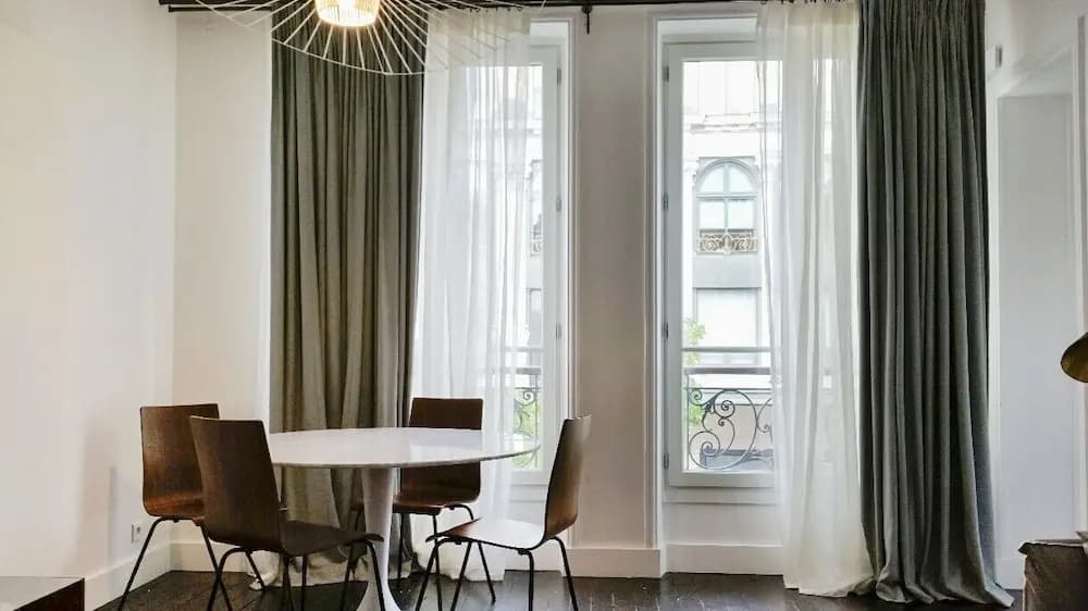202095 - Charming apartment for 6 people in the heart of Paris - photo 1