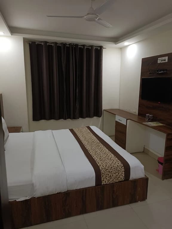 Dalton Hotels - photo 3