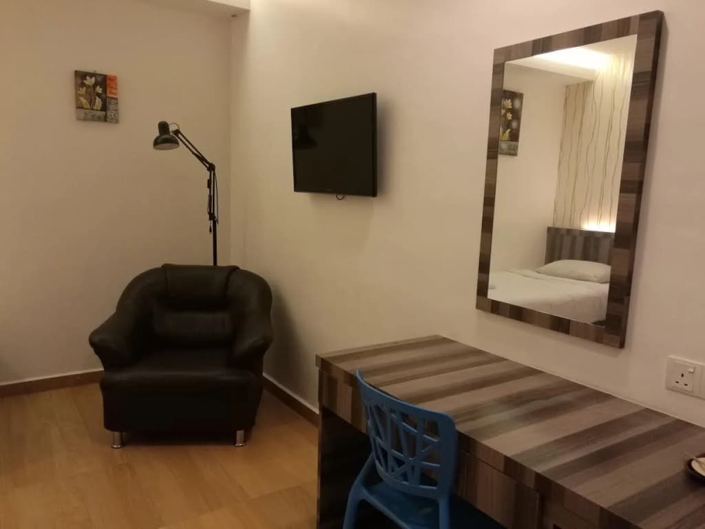 Century Inn Hotel - photo 7