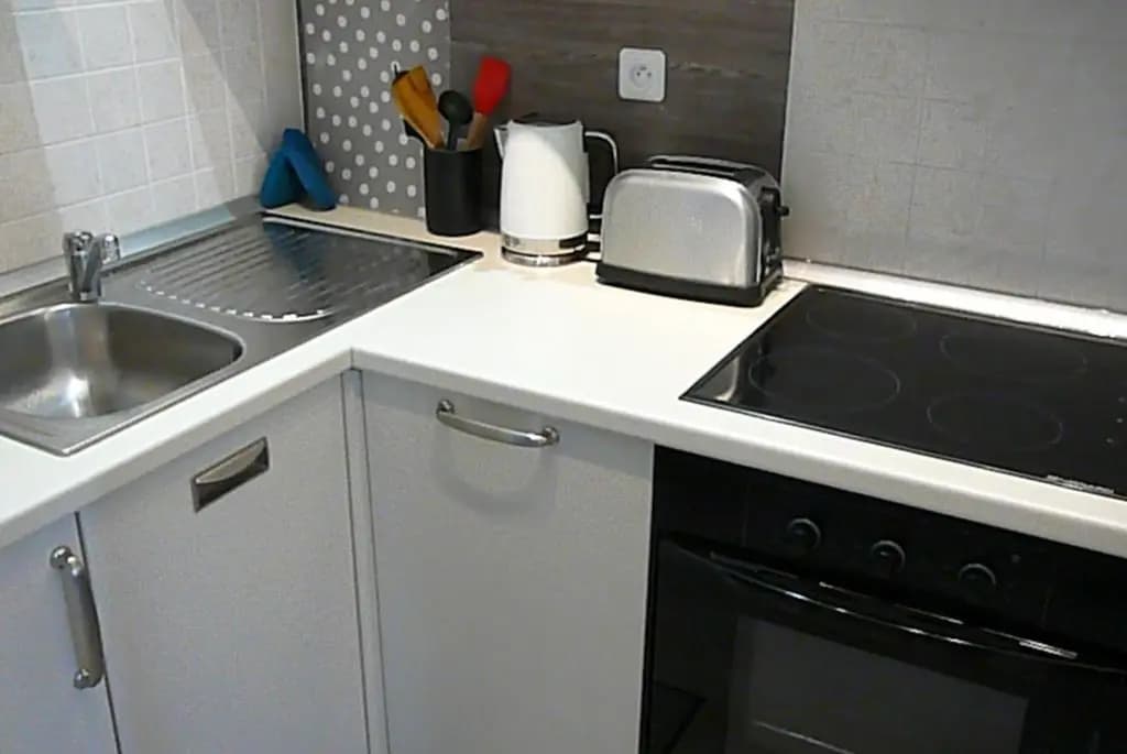 2 Bedrooms Appartement In Central Location on the famous Place Massena Nice - photo 5