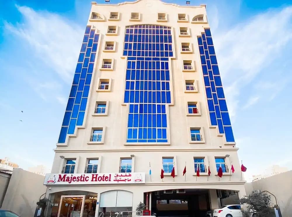 Majestic Hotel - photo 1