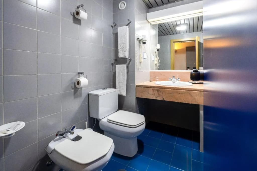 Hotel 3K Barcelona - photo 43