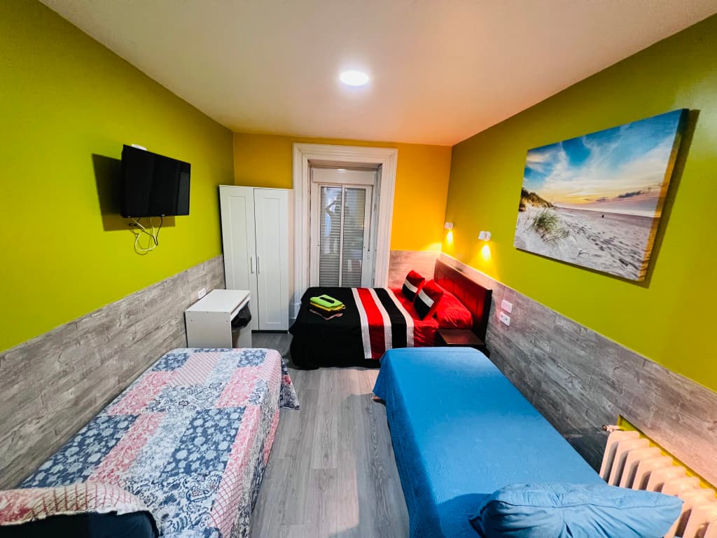Hostal Numancia - photo 38