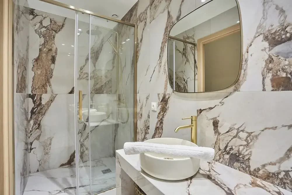 Elegant Apartment St Germain des Pres Luxembourg Park - photo 14