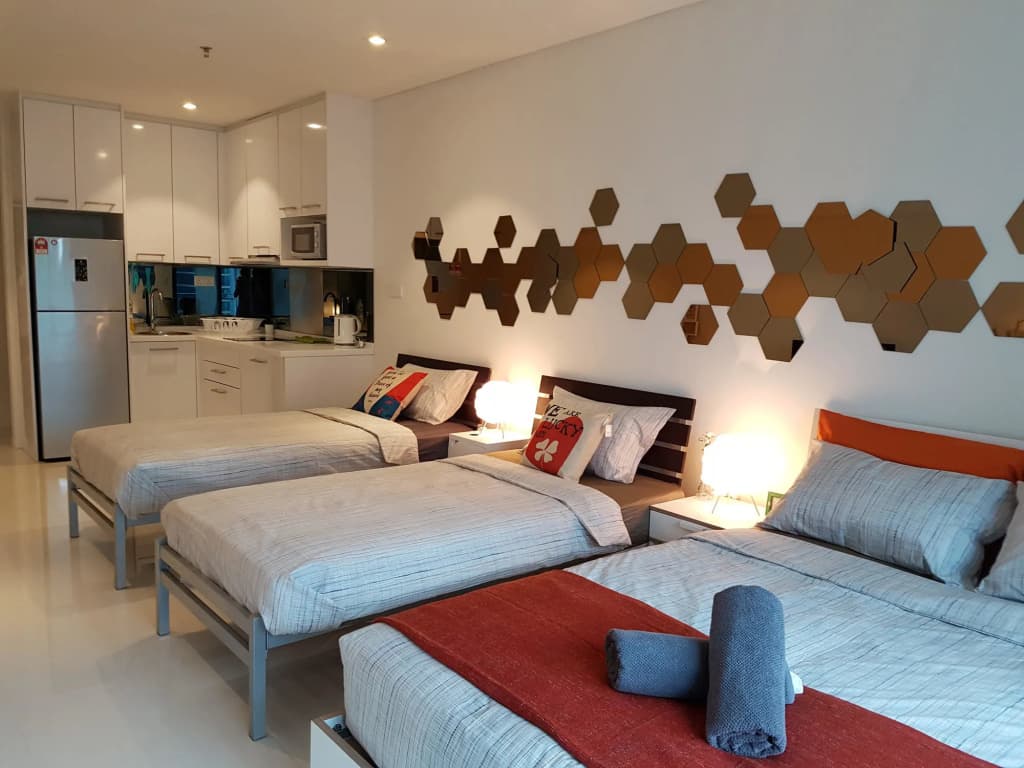 Summer Suites Vacation Home - photo 6
