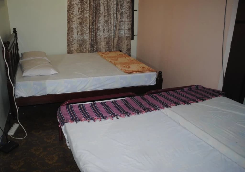Raymonds Boutique Home - photo 4