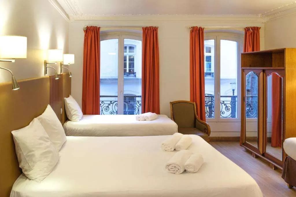 Hôtel Marignan - photo 31