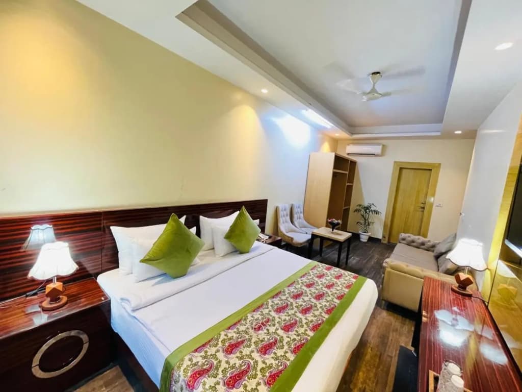 Treebo Hotel Banz - photo 33