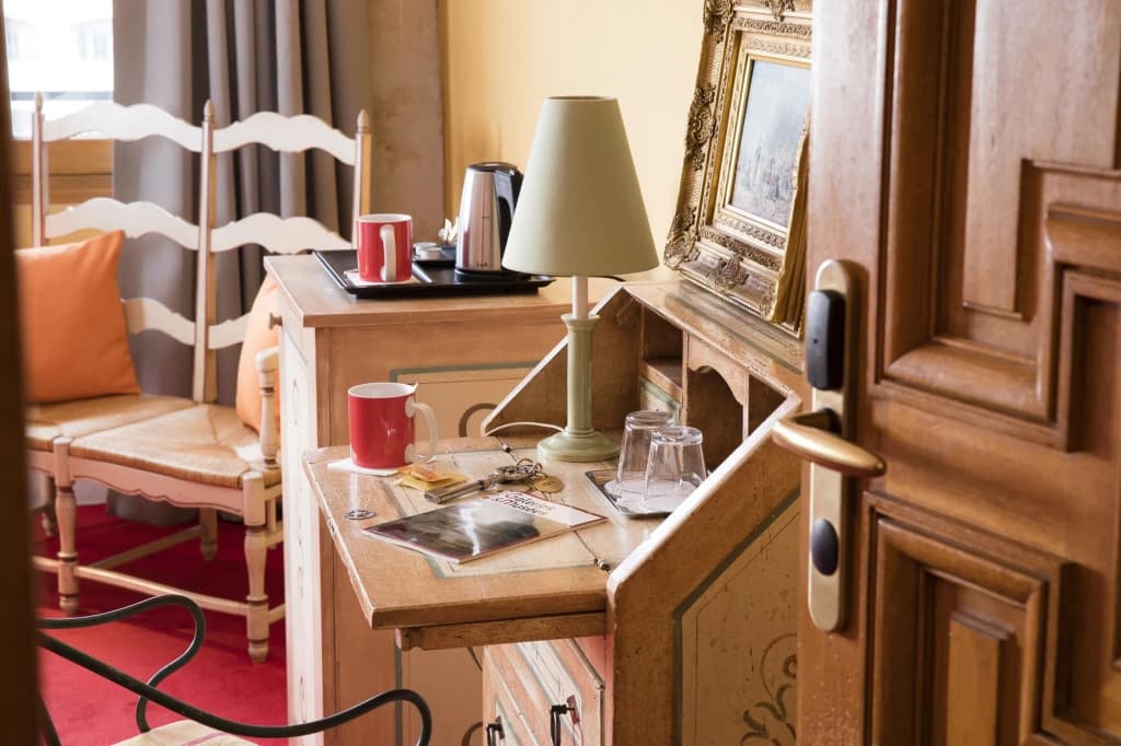 Hotel Les Rives De Notre Dame - photo 6