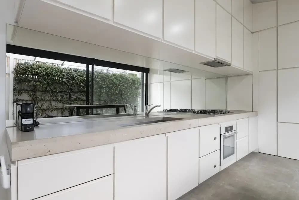 Stylish 2BR House, Walk to Parks & Cafes - photo 6