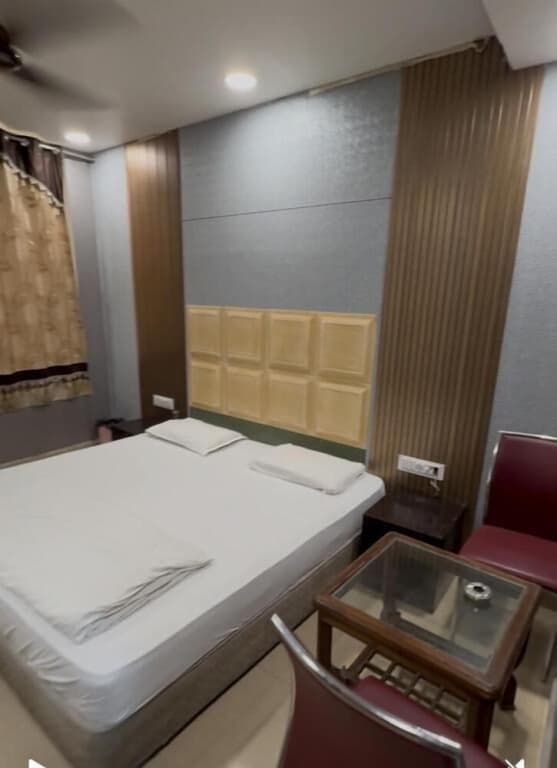 Hotel om international - photo 18