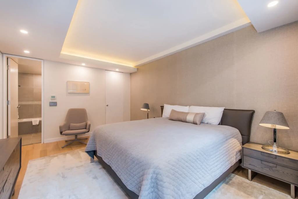 The Lombardy Hotel - photo 42