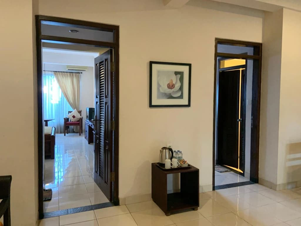 Nirwana Hotel Suites - photo 20