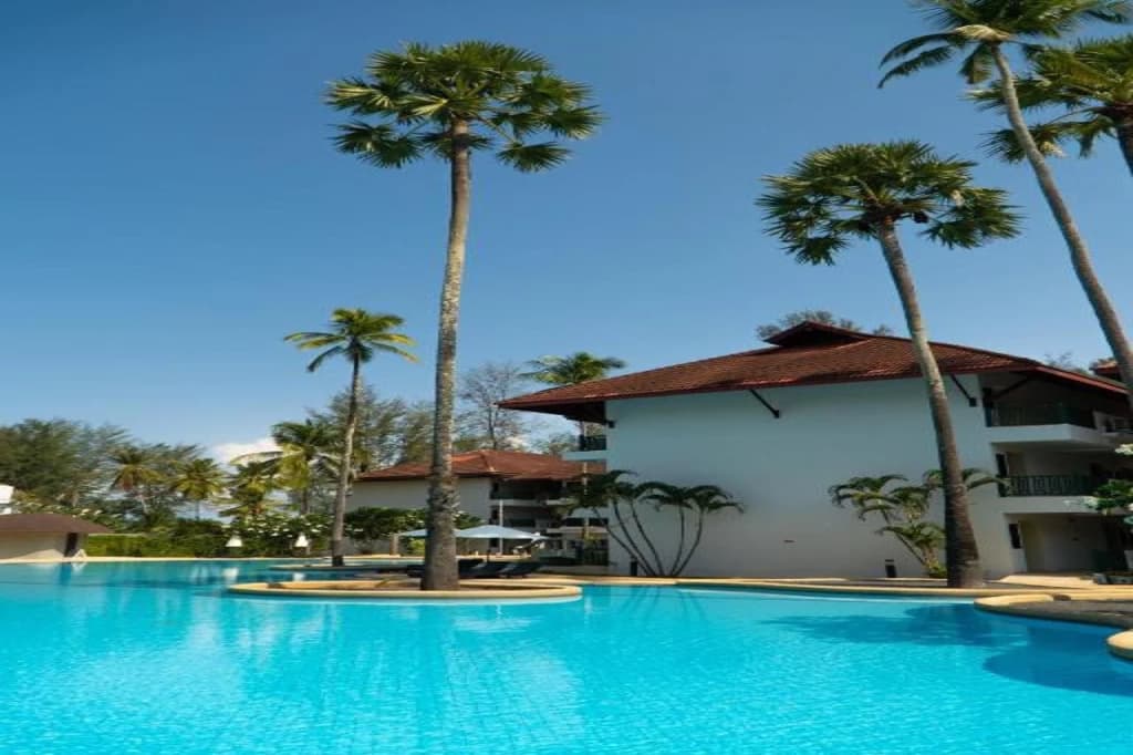 Amora Beach Resort Phuket - photo 17