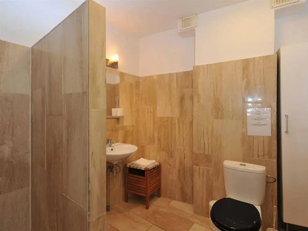 Olympic Stadium Apartment - photo 9