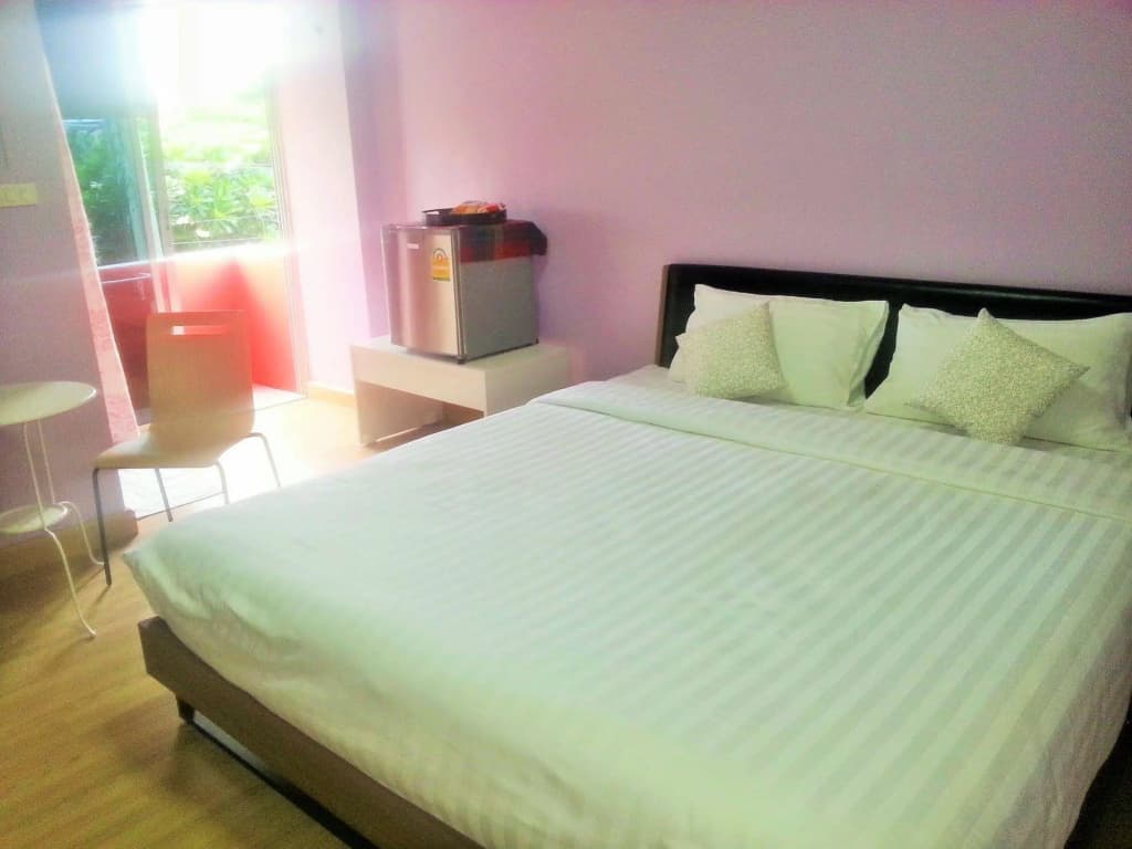 ZEN Rooms Ricco Suvarnabhumi - photo 4