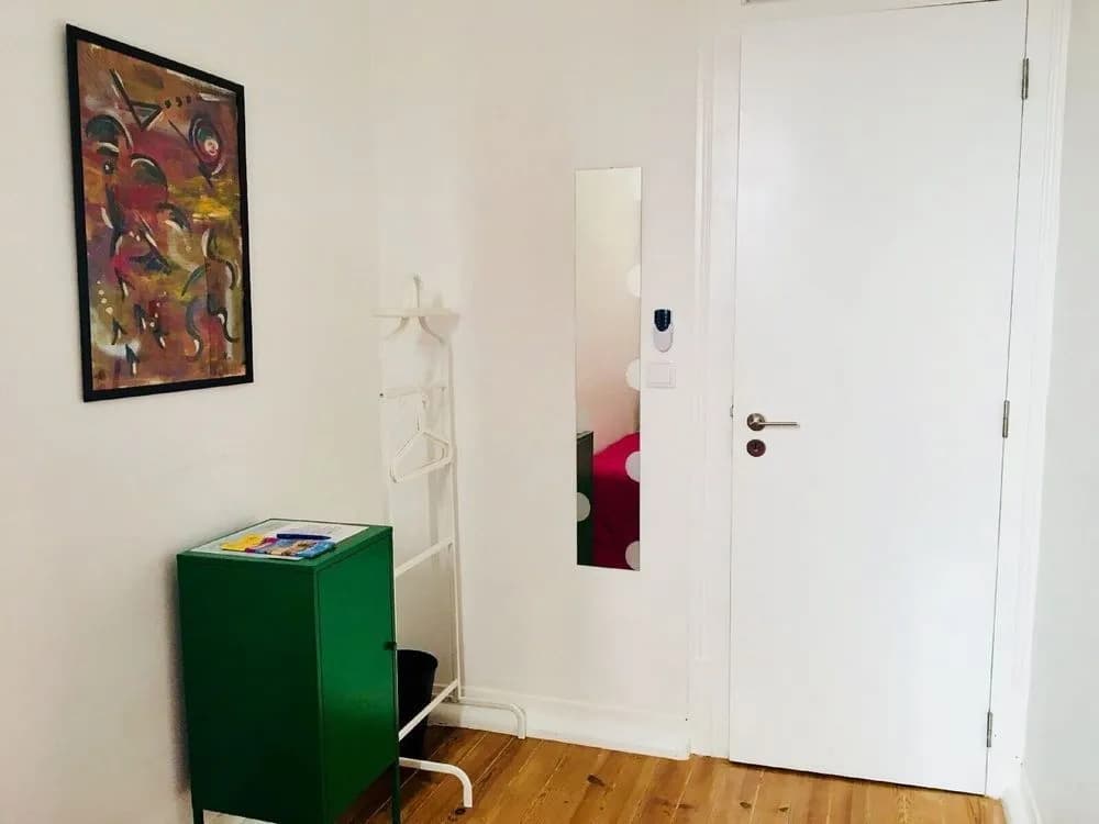 inLisbonSMS Guesthouse - photo 3
