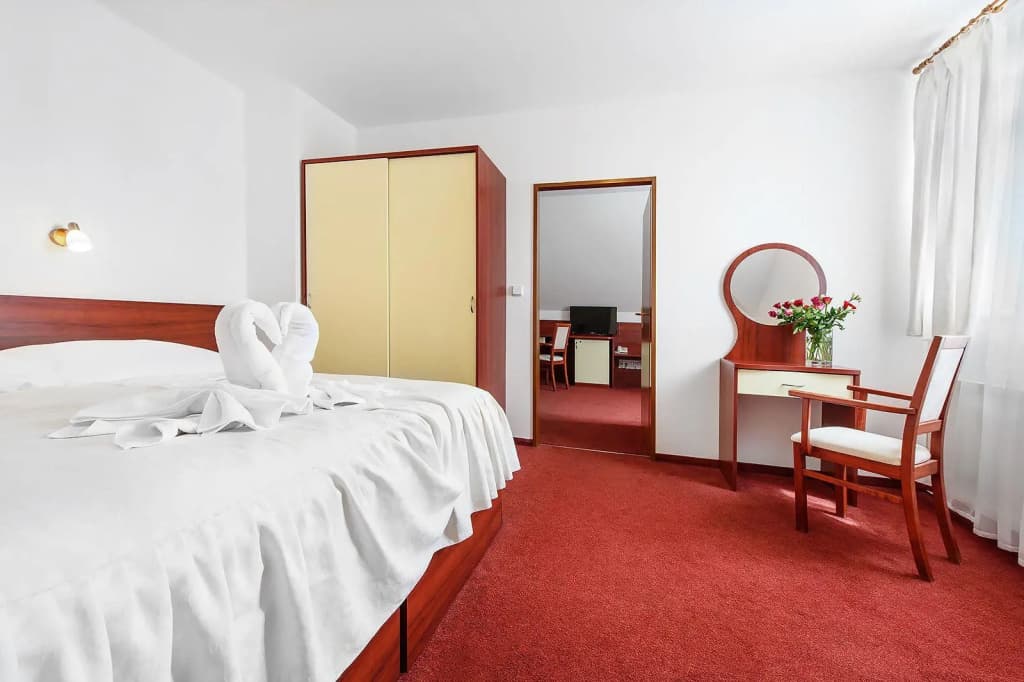 Hotel Marie Luisa - photo 22