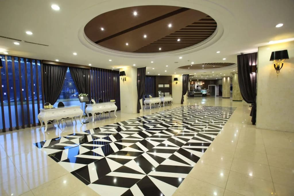 Itaewon Crown hotel - photo 10