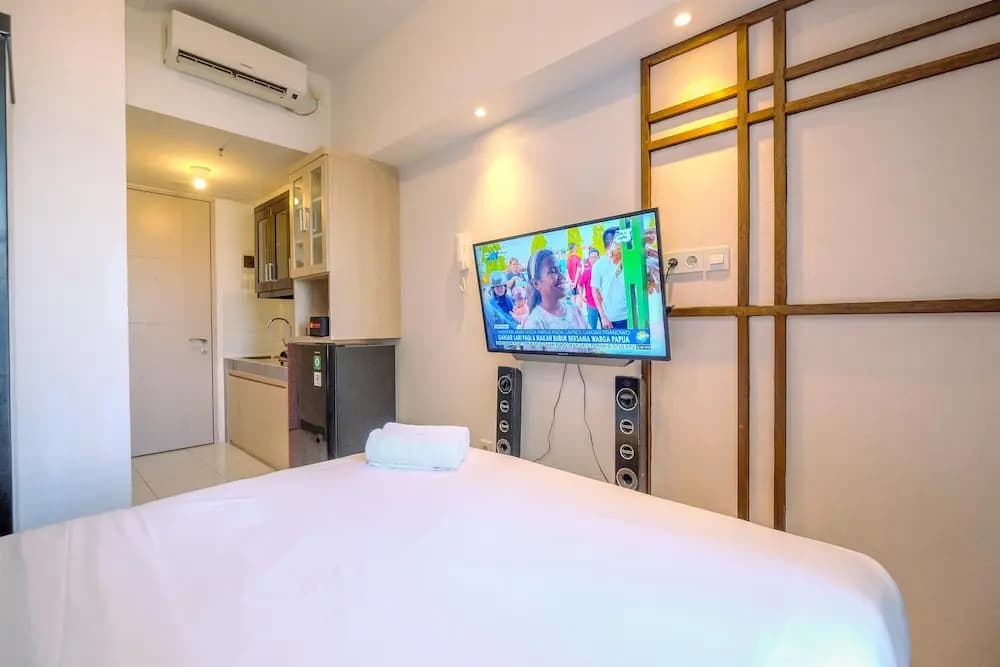 Homey And Relaxing Studio Tokyo Riverside Pik 2 Apartment - photo 4