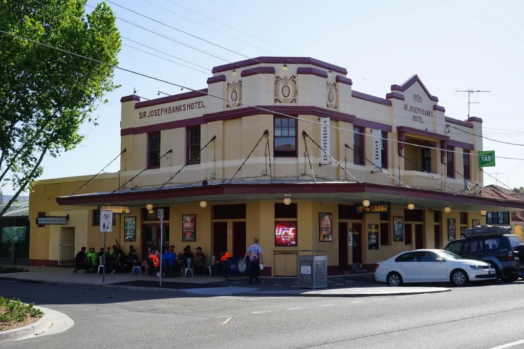 Sir Joseph Banks Hotel - main photo