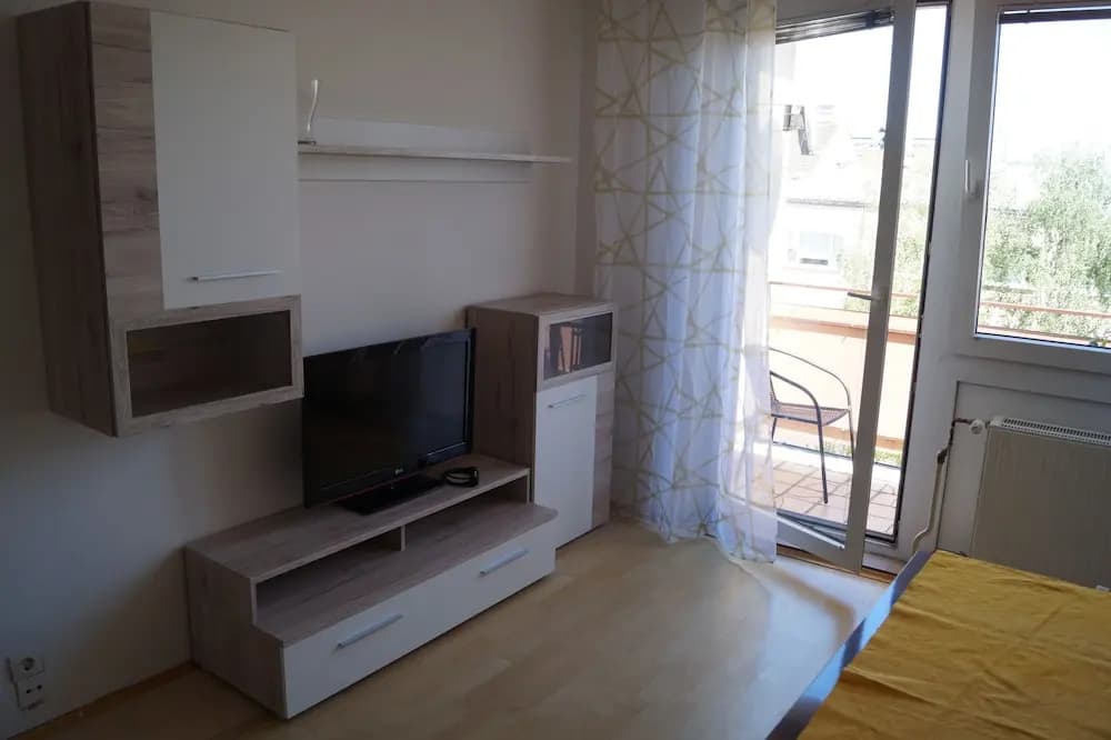 Herbststrasse Apartment - photo 4