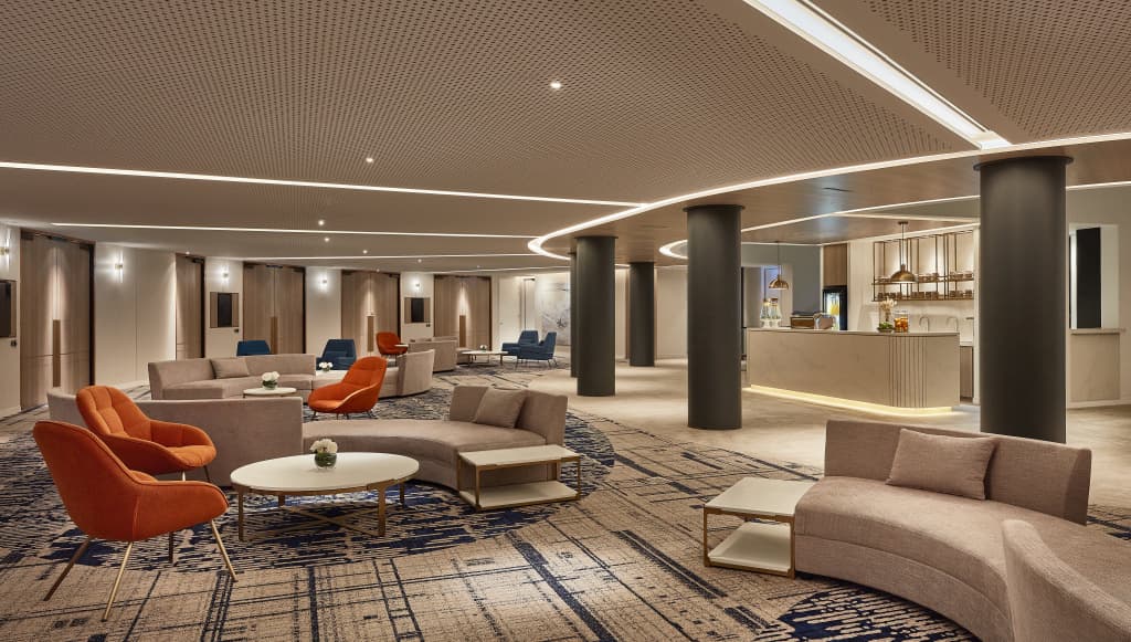 Crowne Plaza Melbourne by IHG - photo 2