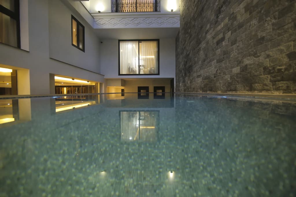 Palazzo Luxury Hotel - main photo