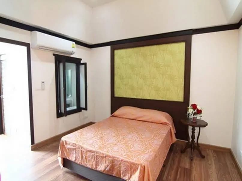 The Liu Executive Apartment - photo 4
