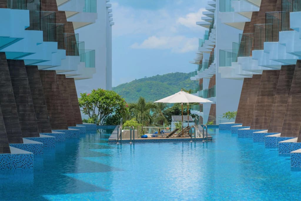The Beachfront Hotel Phuket - photo 5