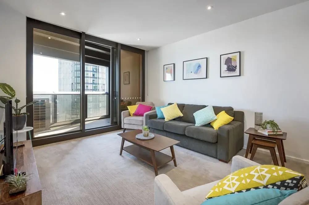 Luxurious 3 Bedroom Apartment - photo 6
